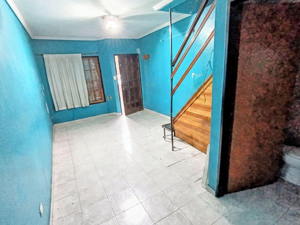 Foto de DUPLEX DE 3 AMB 1/2 EN LUZURIAGA. APTO CREDITO!!!, imagen 4