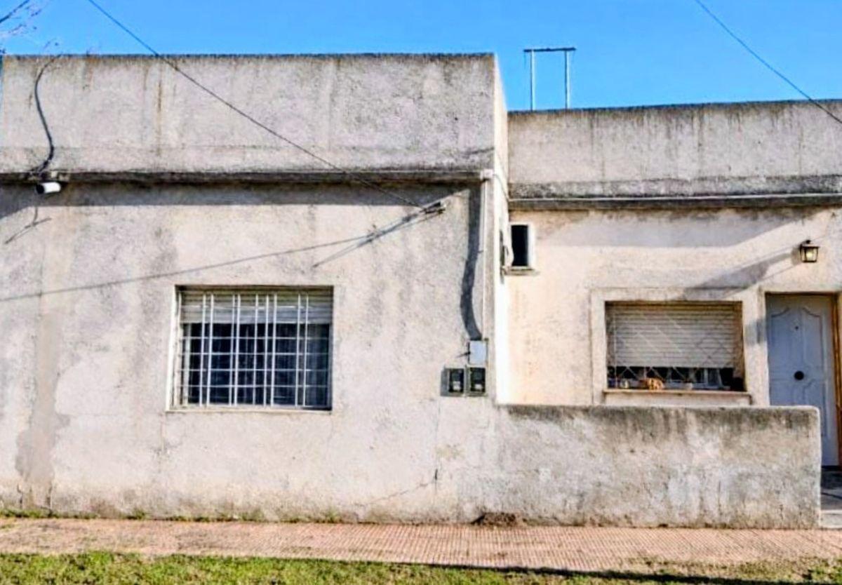 CASA MULTIFAMILIAR! OPORTUNIDAD!