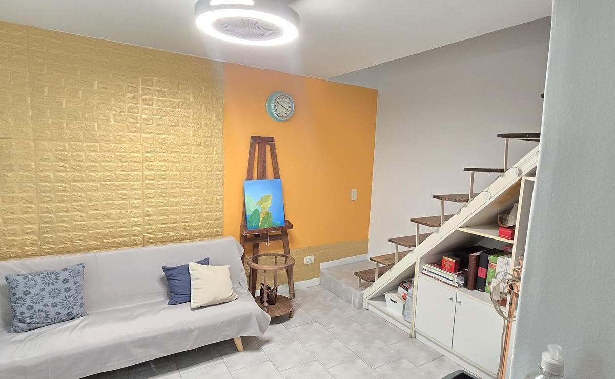 Venta PH 2 Ambientes en Barracas 5