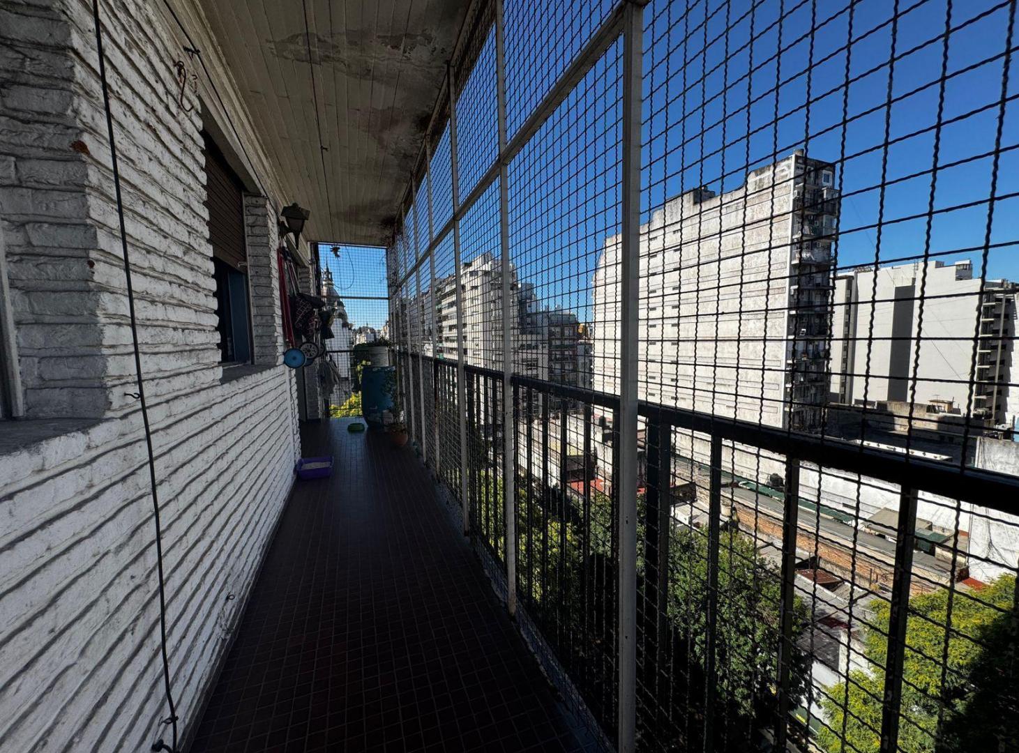 Venta Departamento 4 ambientes balcon Monserrat
