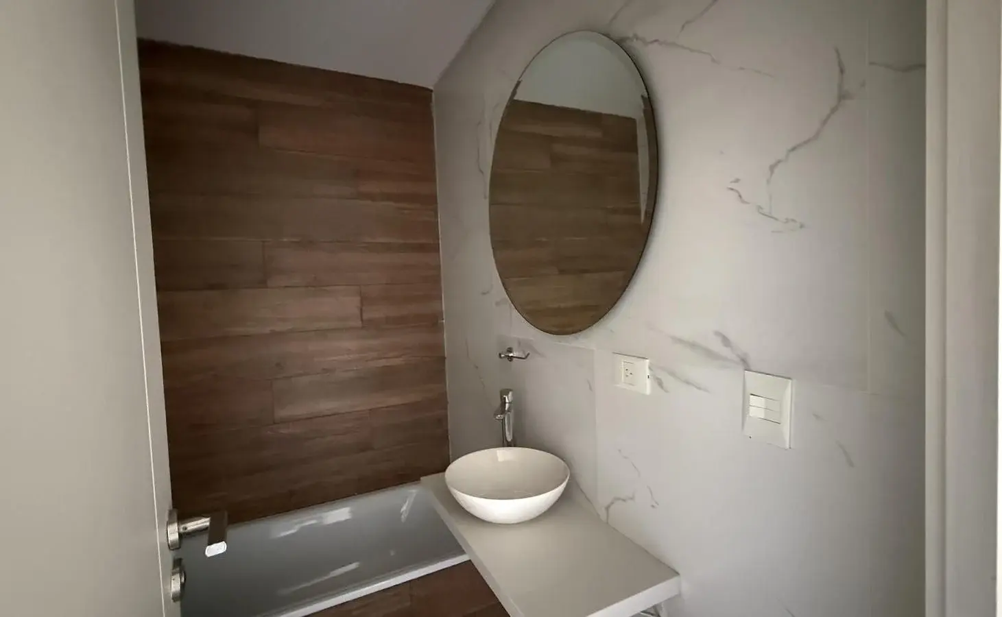 Alquiler monoambiente departamento balcón amenities Torre Atrium Eslovenia Las Cañitas 4