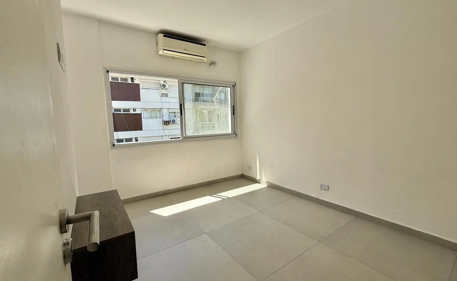 Venta Departamento Monoambiente al frente refaccionado a nuevo en Palermo 4