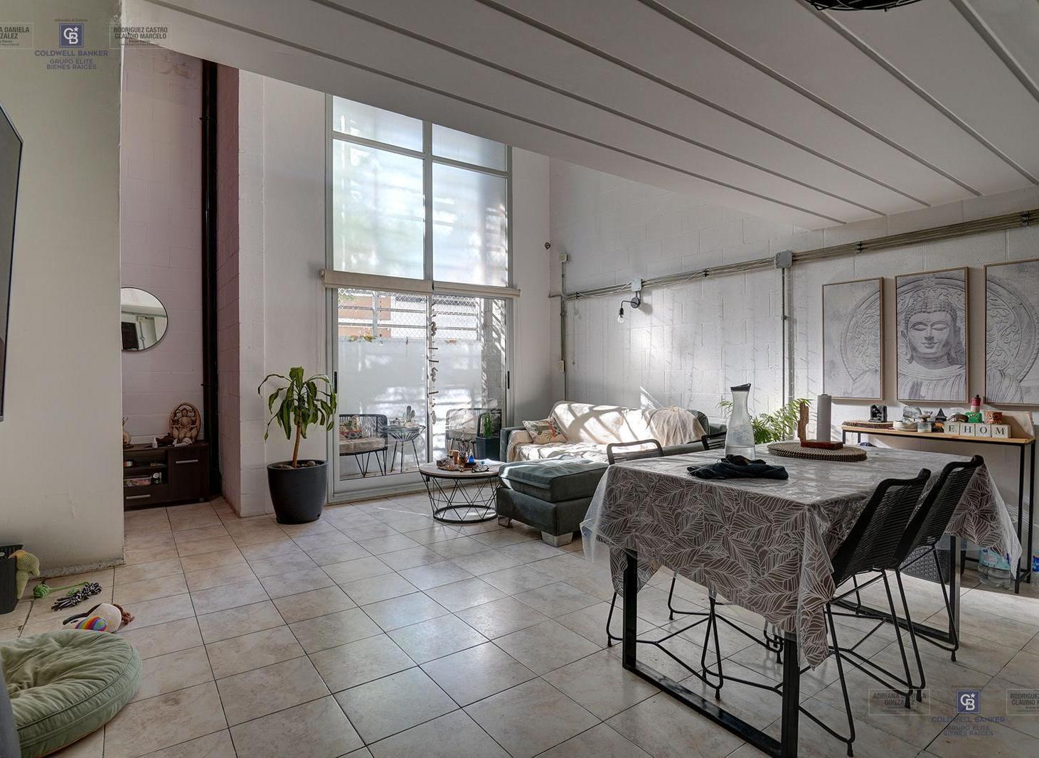 Foto de Venta departamento 2 ambientes tipo loft ,zona Parque Patricios., imagen 2