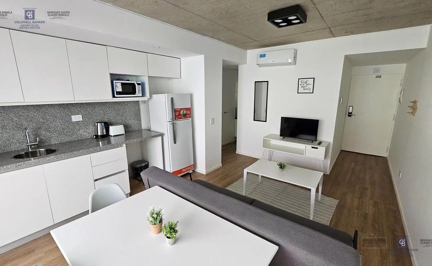 Departamento  3 ambientes Parque Lezama 4
