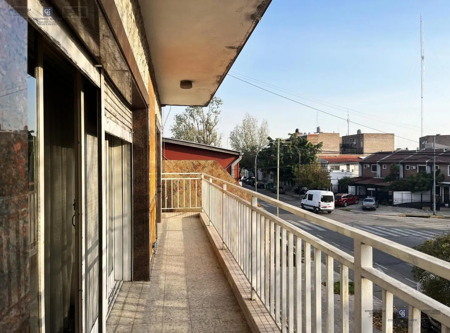 Venta casa 4 ambientes galpon Parque Avellaneda 2