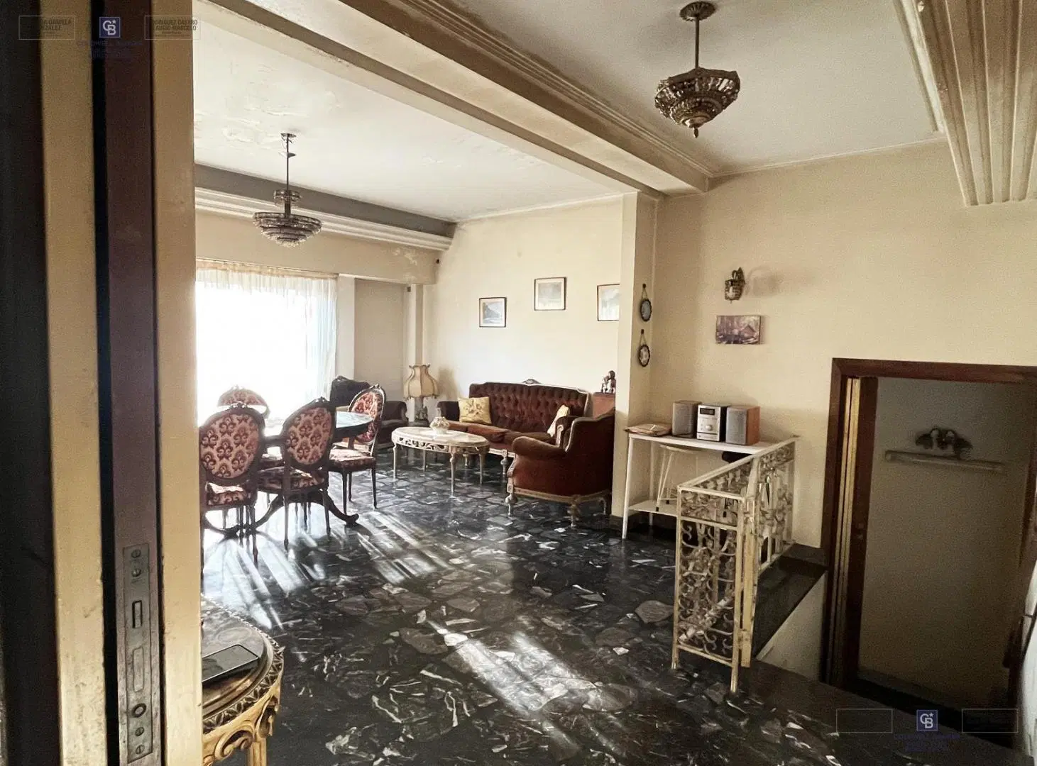 Venta casa 4 ambientes galpon Parque Avellaneda 4