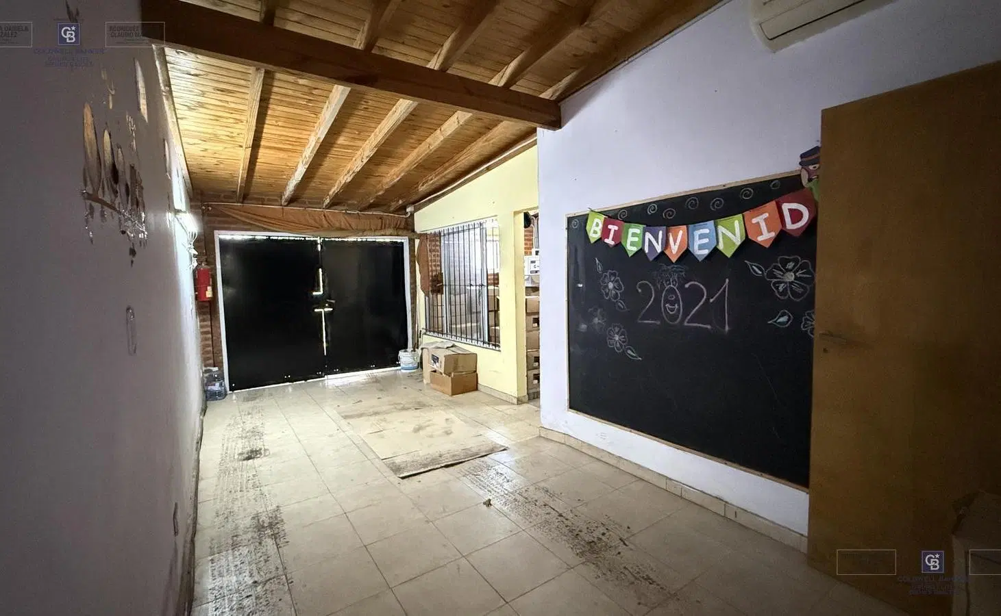 VENTA CASA 4 AMBIENTES PATIO ALTILLO PARQUE LELOIR ITUZAINGO 2