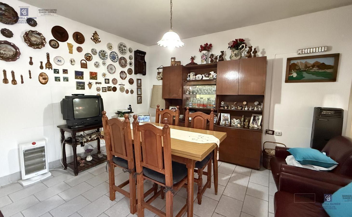VENTA CASA 3 AMBIENTES PATIO PARRILLA COCHERA 2 BAÑOS MORENO