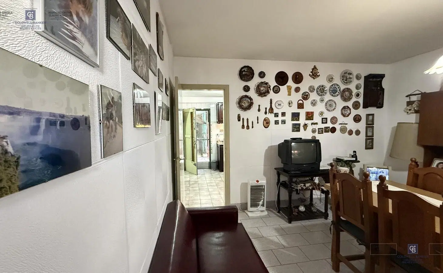 VENTA CASA 3 AMBIENTES PATIO PARRILLA COCHERA 2 BAÑOS MORENO 4