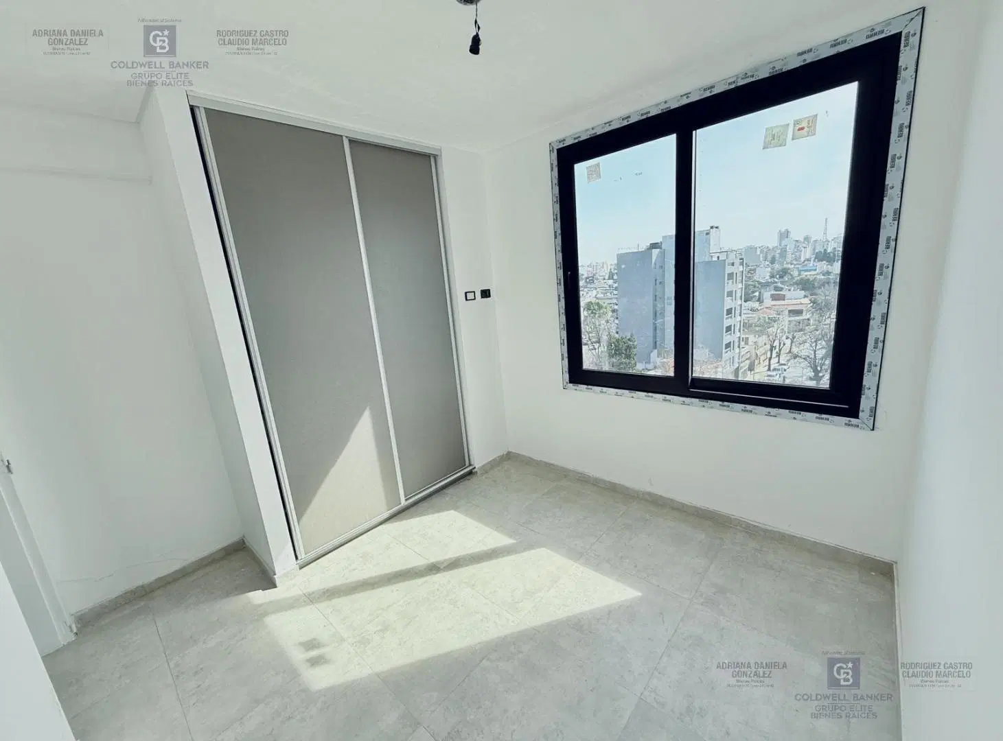 Venta departamento 3 ambientes Piso 2 Parque Chacabuco 5