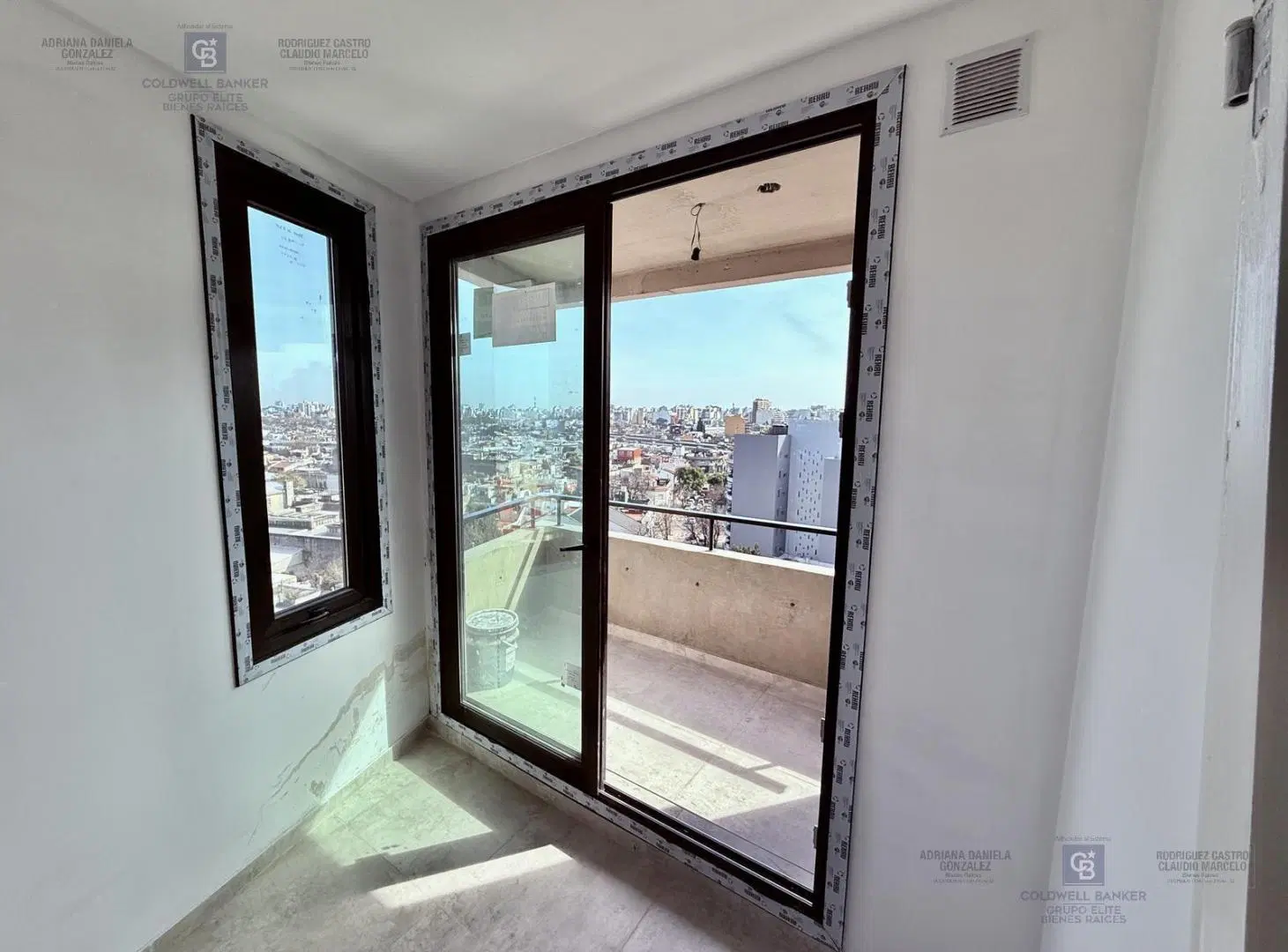 Venta departamento 3 ambientes Piso 2 Parque Chacabuco 4