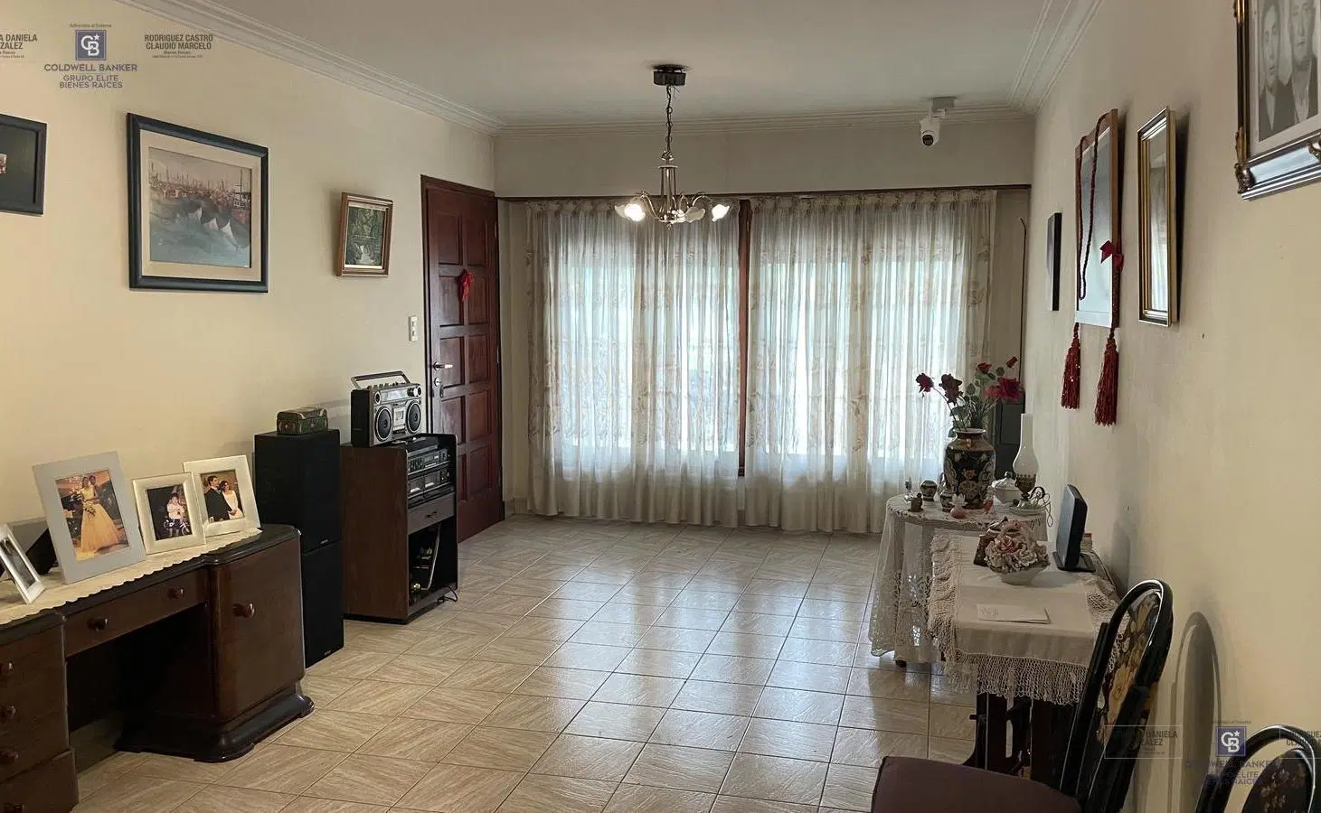 Venta Casa Impecable 4 dormitorios, garage, quincho y jardin. Mar del Plata 5