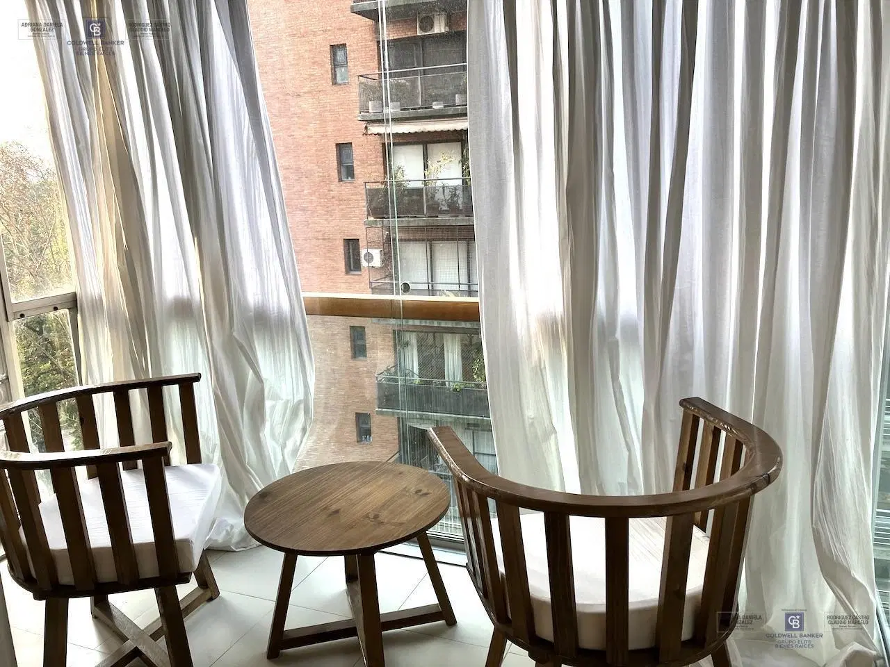 Departamento con muebles de 2 o 3 dormitorios   2 cocheras en Palermo Chico 4