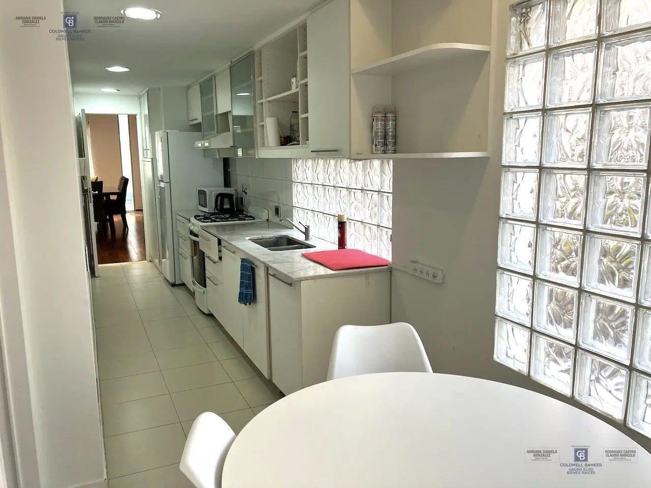 Departamento con muebles de 2 o 3 dormitorios   2 cocheras en Palermo Chico 5