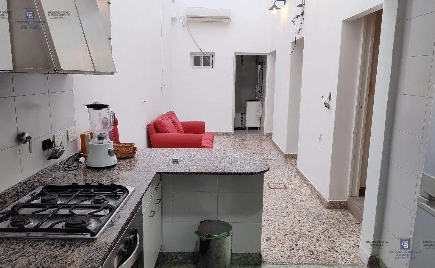 VENTA CASA 8 AMBIENTES BALCON TERRAZA QUINCHO Y PARRILLA CABALLITO 8