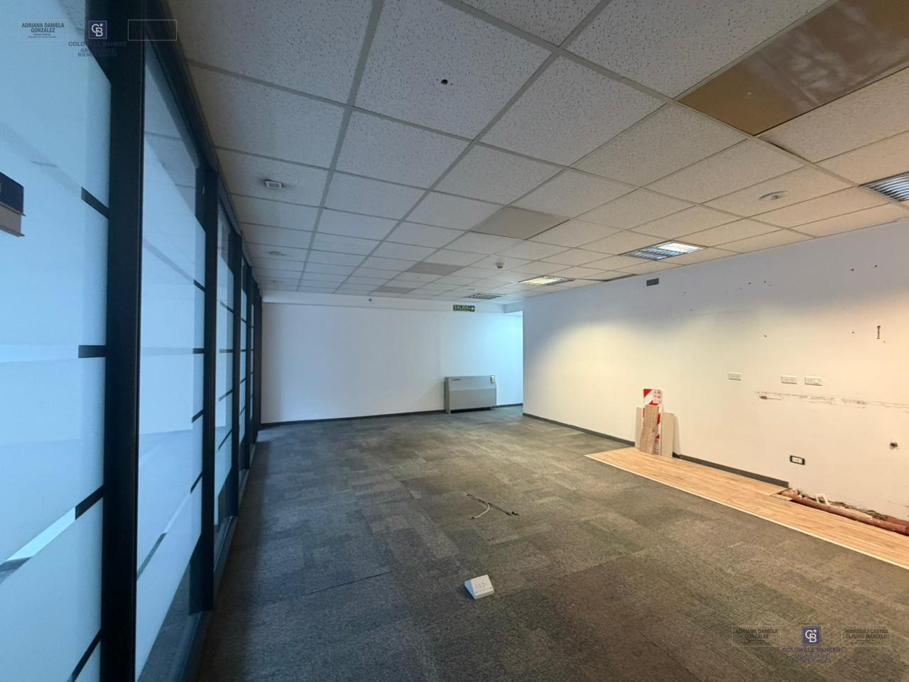 Foto de Alquiler residencial oficinas Buenos Aires Plaza Puerto Madero, imagen 1