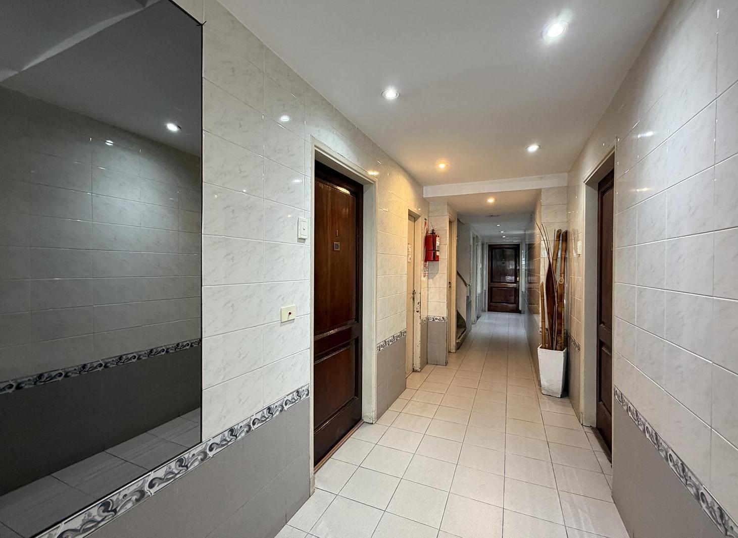 Foto de VENTA DEPARTAMENTO 3 AMBIENTES ZONA FLORES., imagen 4