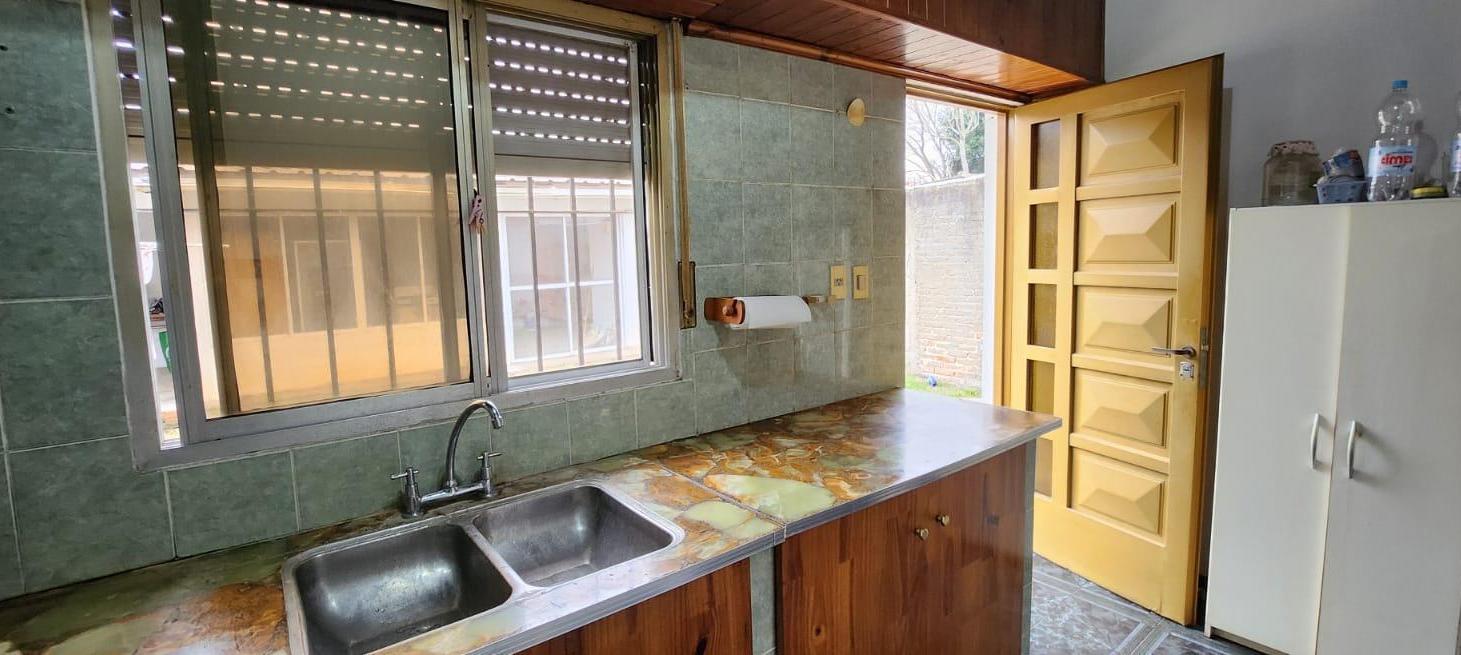 Foto de ALQUILER DE CASA EN BARRIO MALVINAS ARGENTINAS DE ALMIRANTE BROWN., imagen 3