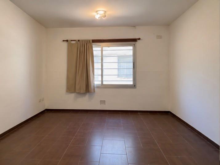 Foto de Venta Departamento 3 ambientes cochera (planta baja con oficina posible, imagen 2