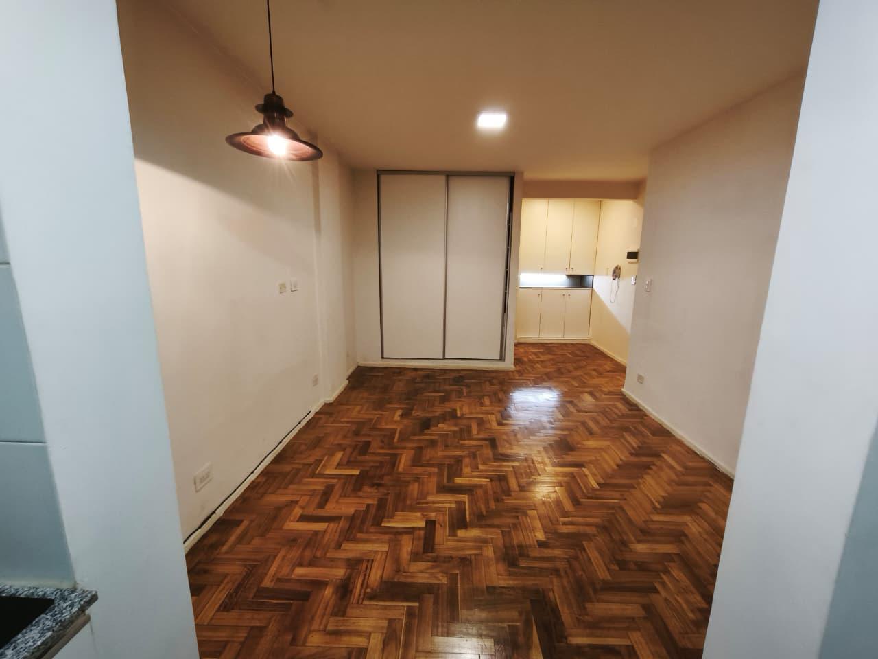 Foto de ALQUILER DEPARTAMENTO MONOAMBIENTE, ZONA MONSERRAT, imagen 2