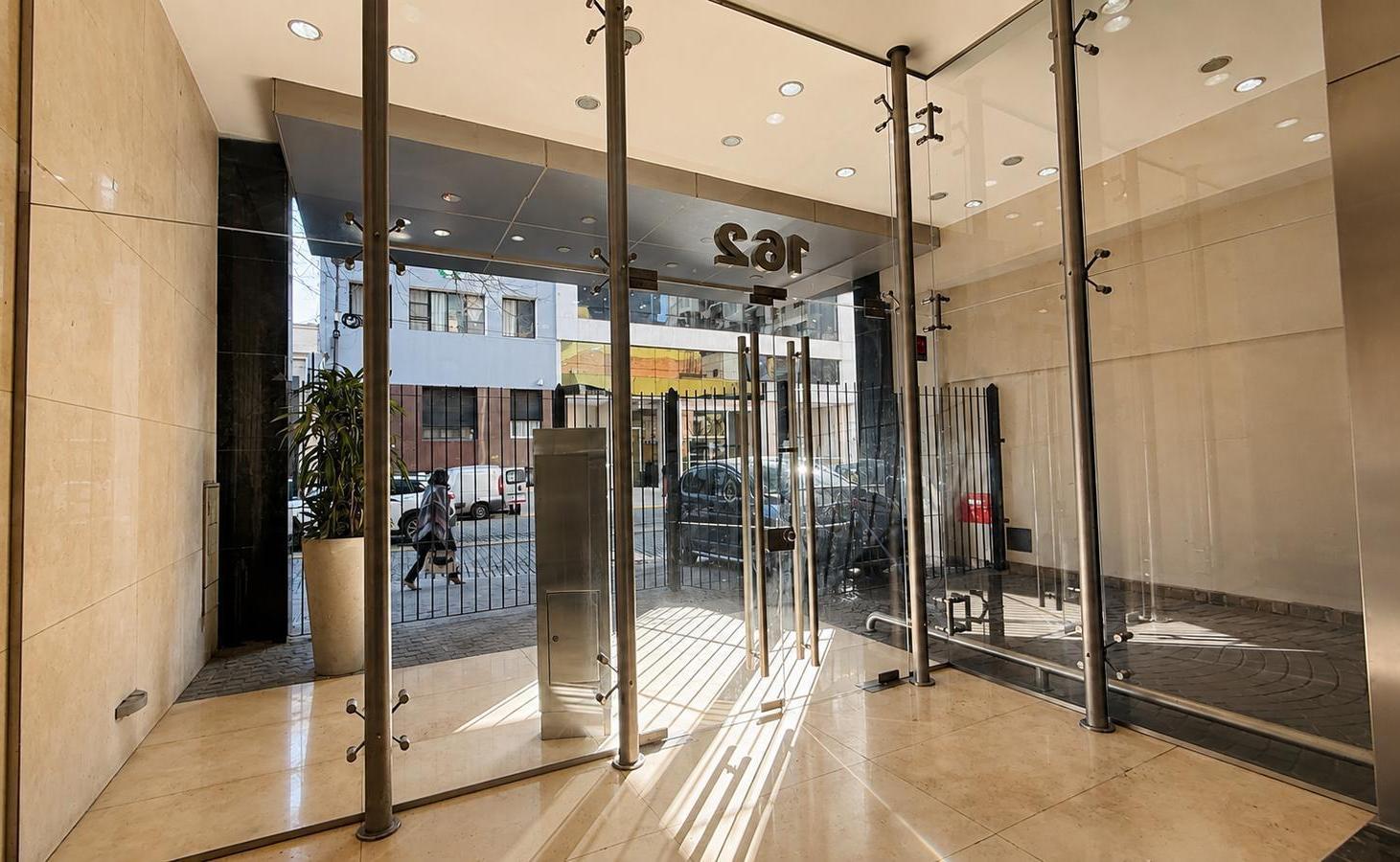 Foto de Edificio Comercial Alquiler, imagen 2