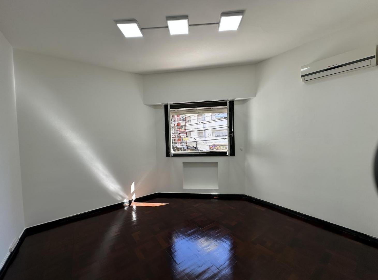 Foto de Venta Departamento 2 ambientes con balcon en Flores, imagen 5