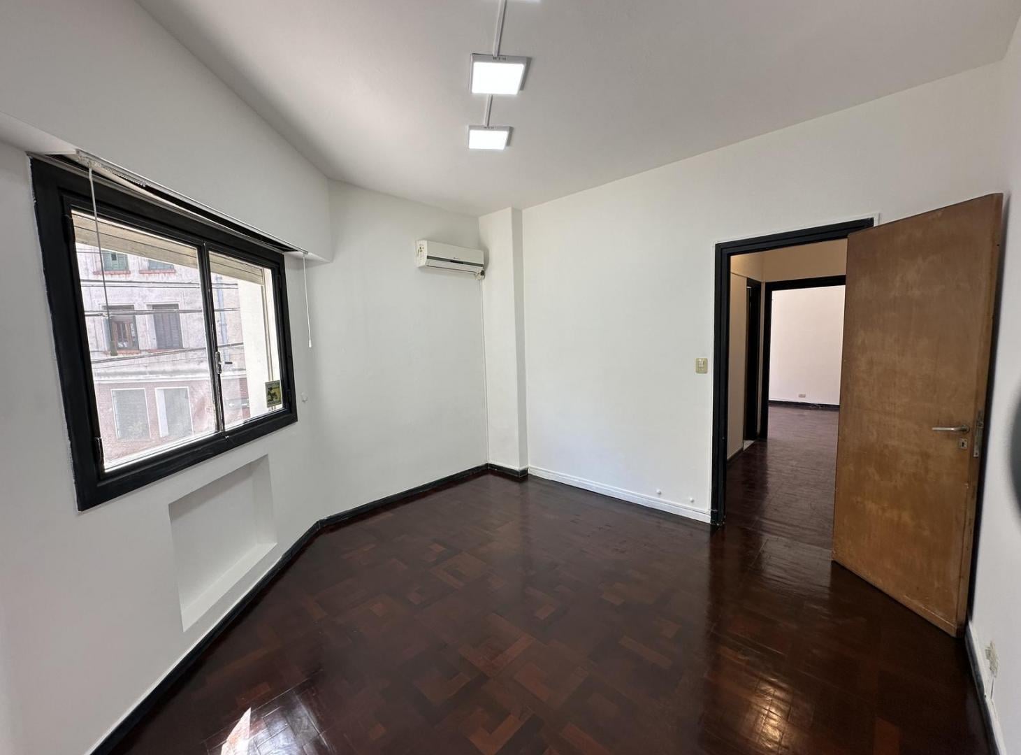 Foto de Venta Departamento 2 ambientes con balcon en Flores, imagen 3