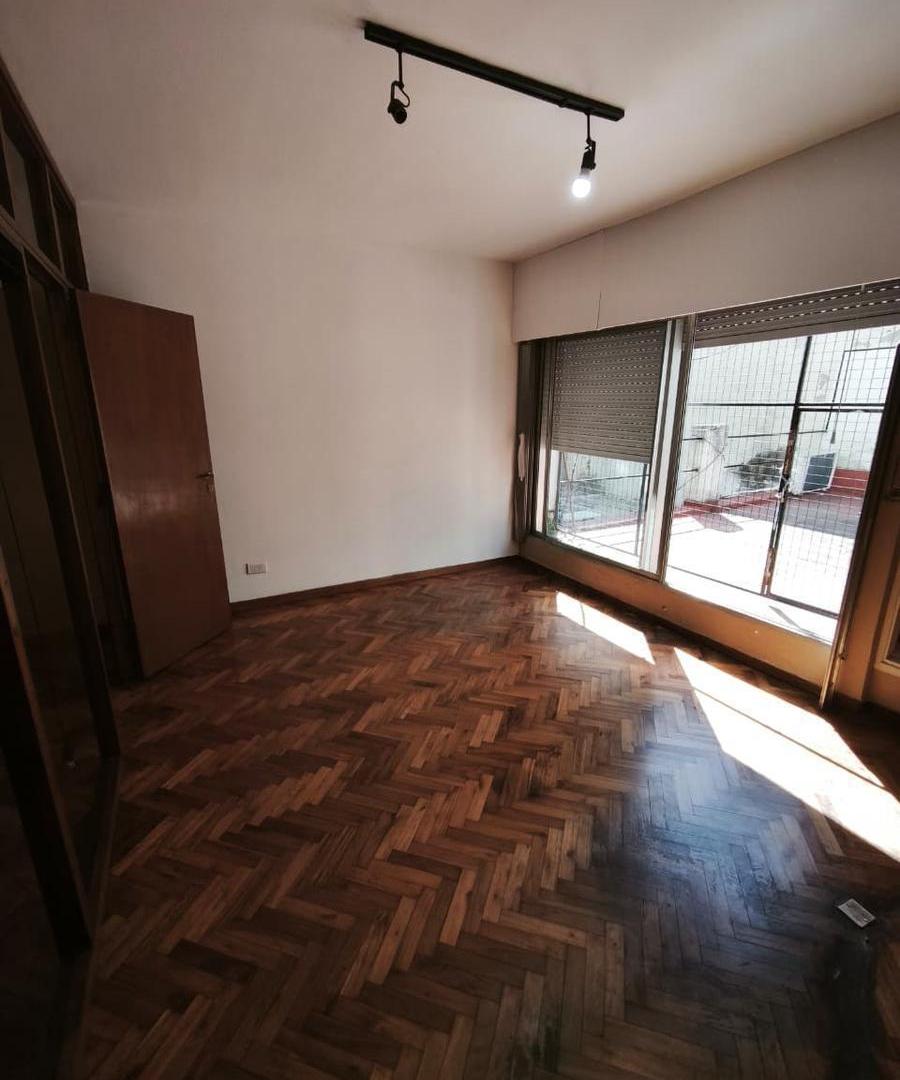 Foto de Alquiler oficina comercial, zona Monserrat., imagen 1