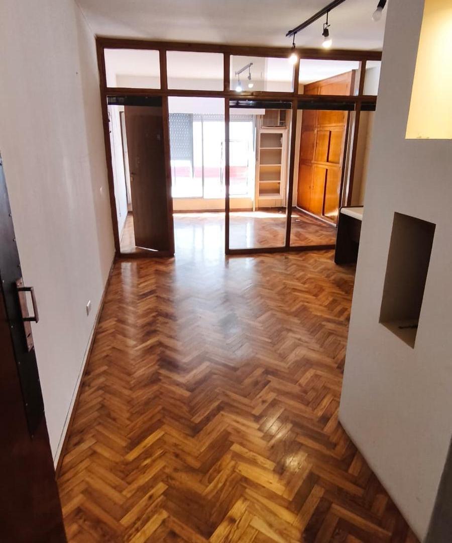 Foto de Alquiler oficina comercial, zona Monserrat., imagen 5