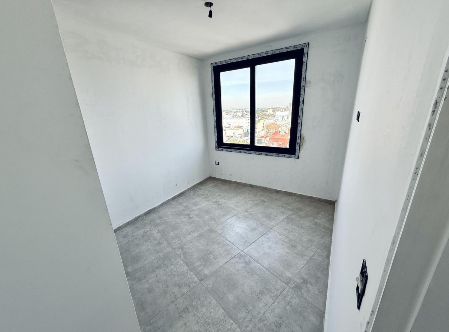 Foto de Venta departamento 2 ambientes Planta Baja Parque Chacabuco, imagen 2