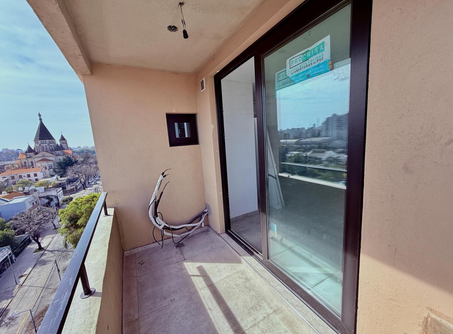 Foto de Venta departamento 3 ambientes Parque Chacabuco, imagen 2