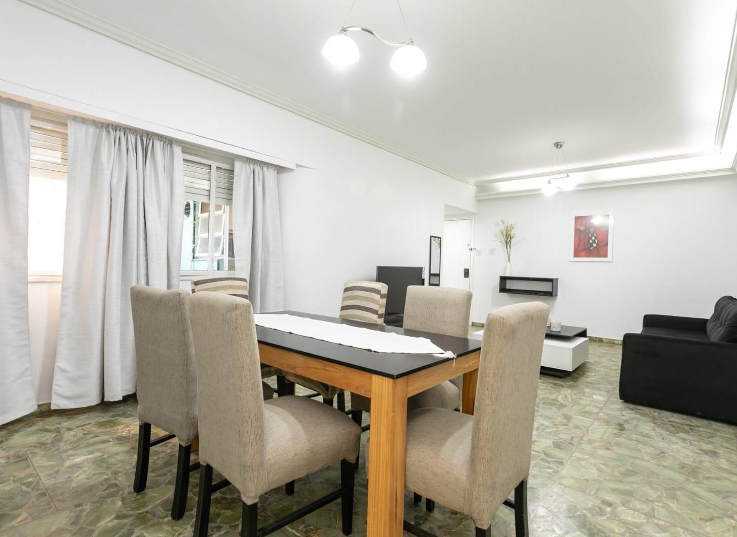Foto de Venta Departamento 4 ambientes en Monserrat, imagen 1