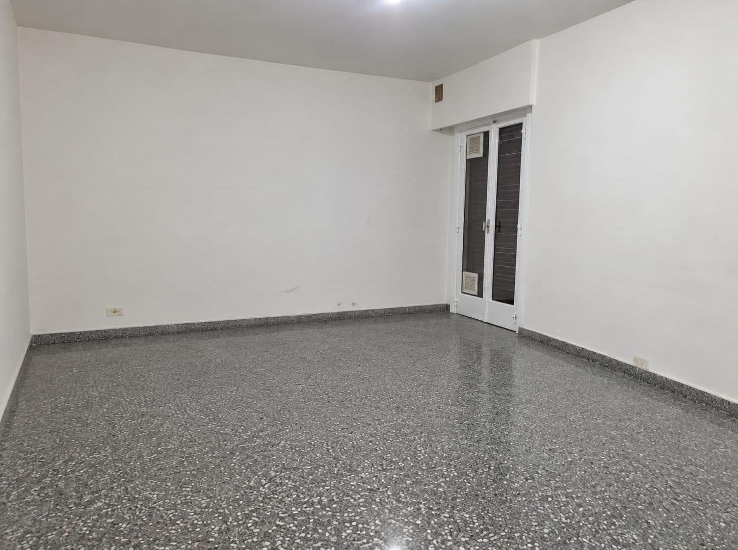 Foto de Alquiler Departamento 2 Amb en Boca, imagen 1