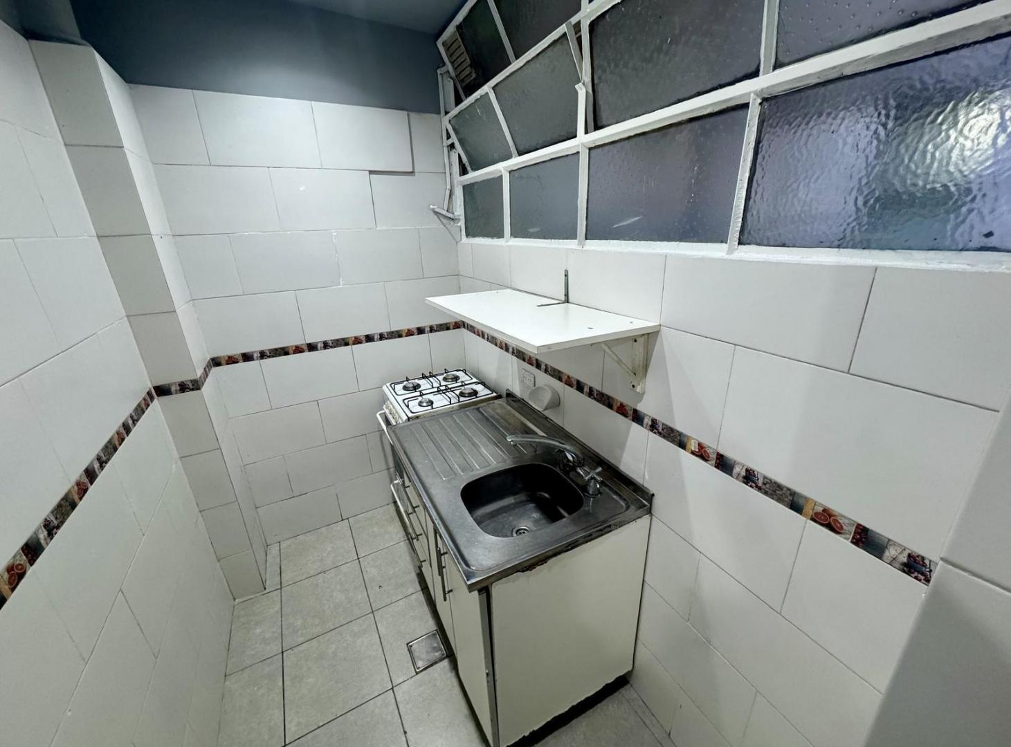 Foto de Venta Departamento PH dos ambientes reciclado en Monserrat, imagen 4