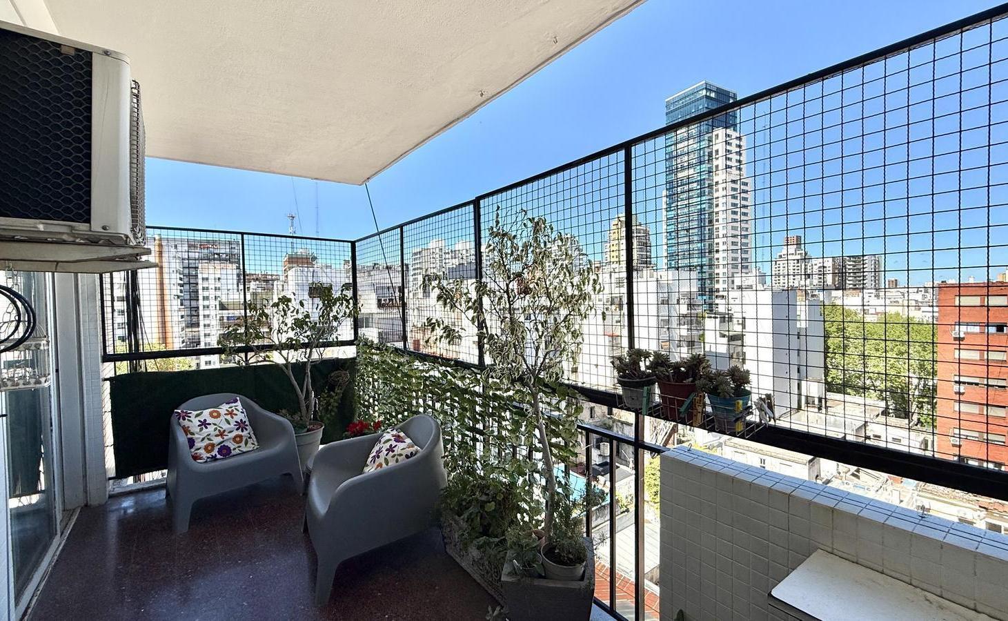 Foto de venta departamento 3 ambientes al frente con balcon y cochera, imagen 1