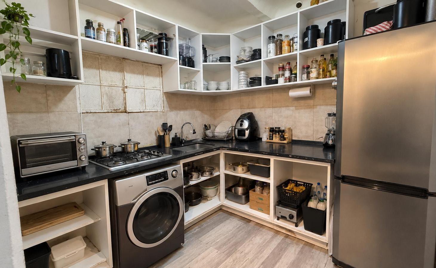 Foto de Local con vivienda y cochera Balvanera VENTA, imagen 5
