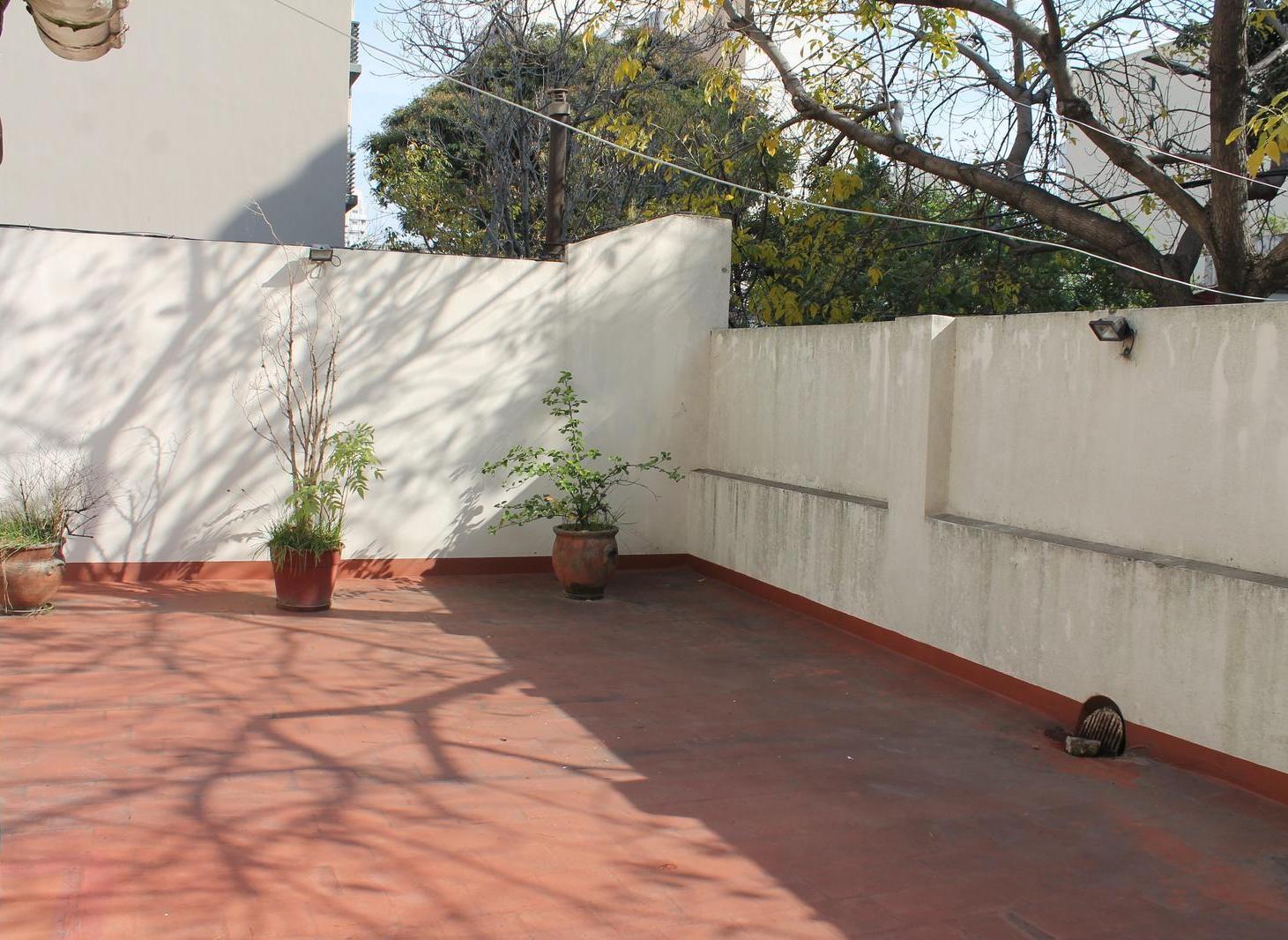 Foto de VENTA CASA LOTE PROPIO 4 DORMITORIOS PATIO Y TERRAZA A METROS DE RÍO DE, imagen 2