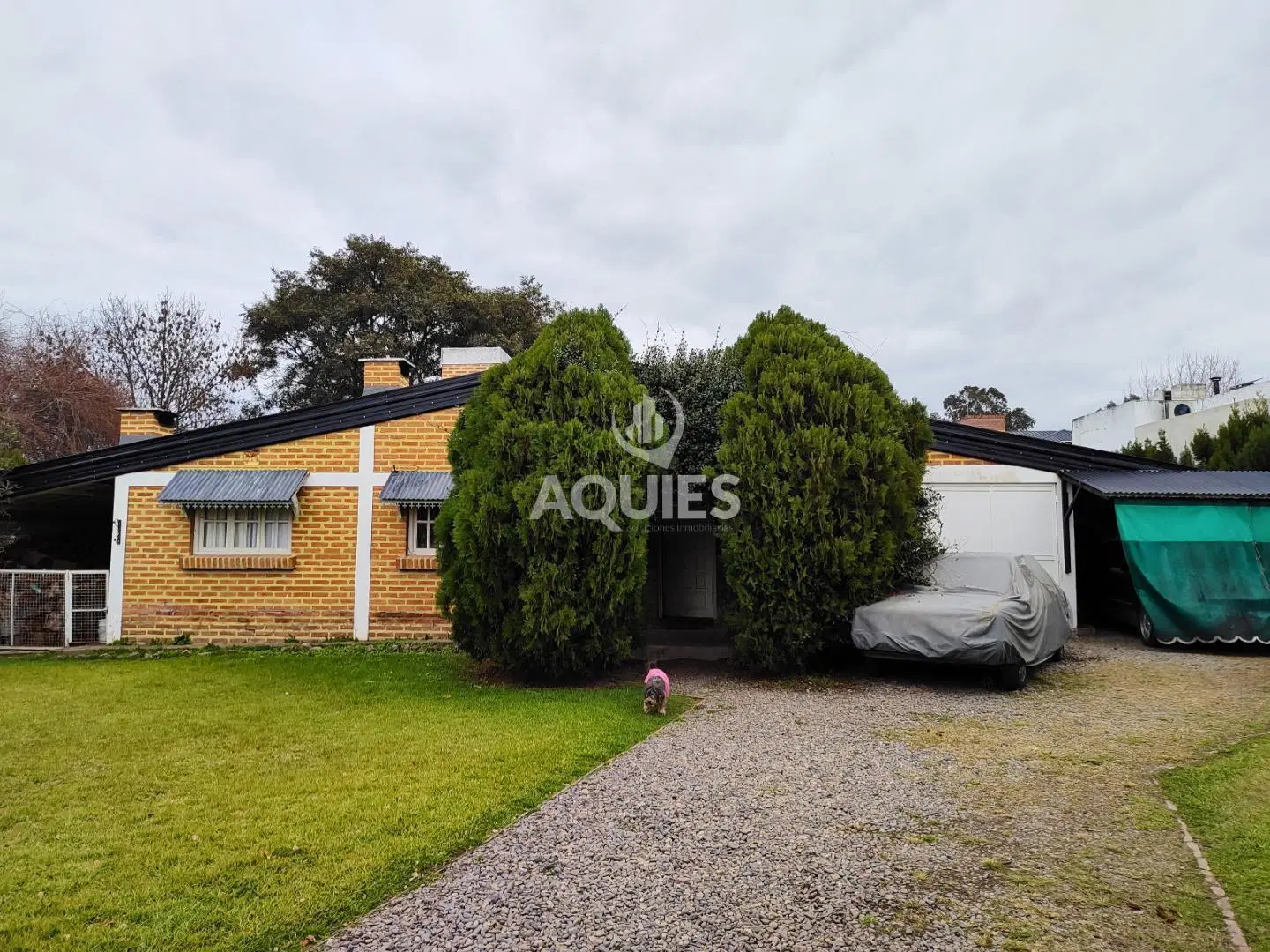 Casa en Venta, 3 habitaciones, Piscina, La Almudena, Salta Capital 1