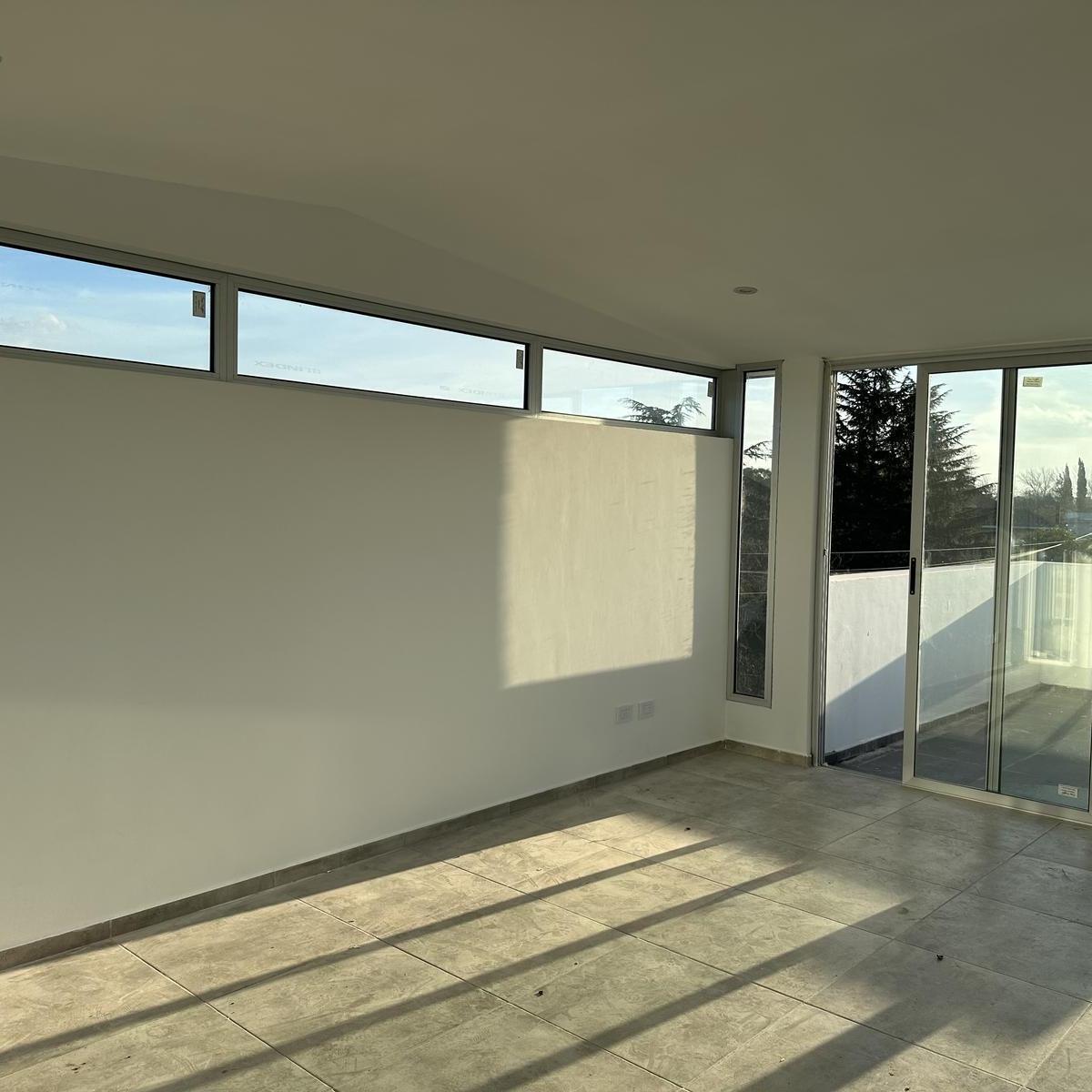 Departamento en 462 (Alvear) y 14a - City Bell 2