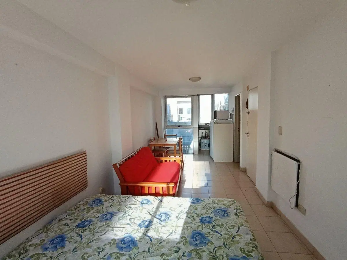 Venta departamento un ambiente al frente 1