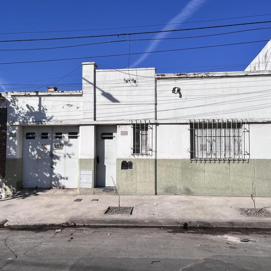 VENTA CASA 3 DORMITORIOS B° SAN VICENTE APTA CRÉDITO
