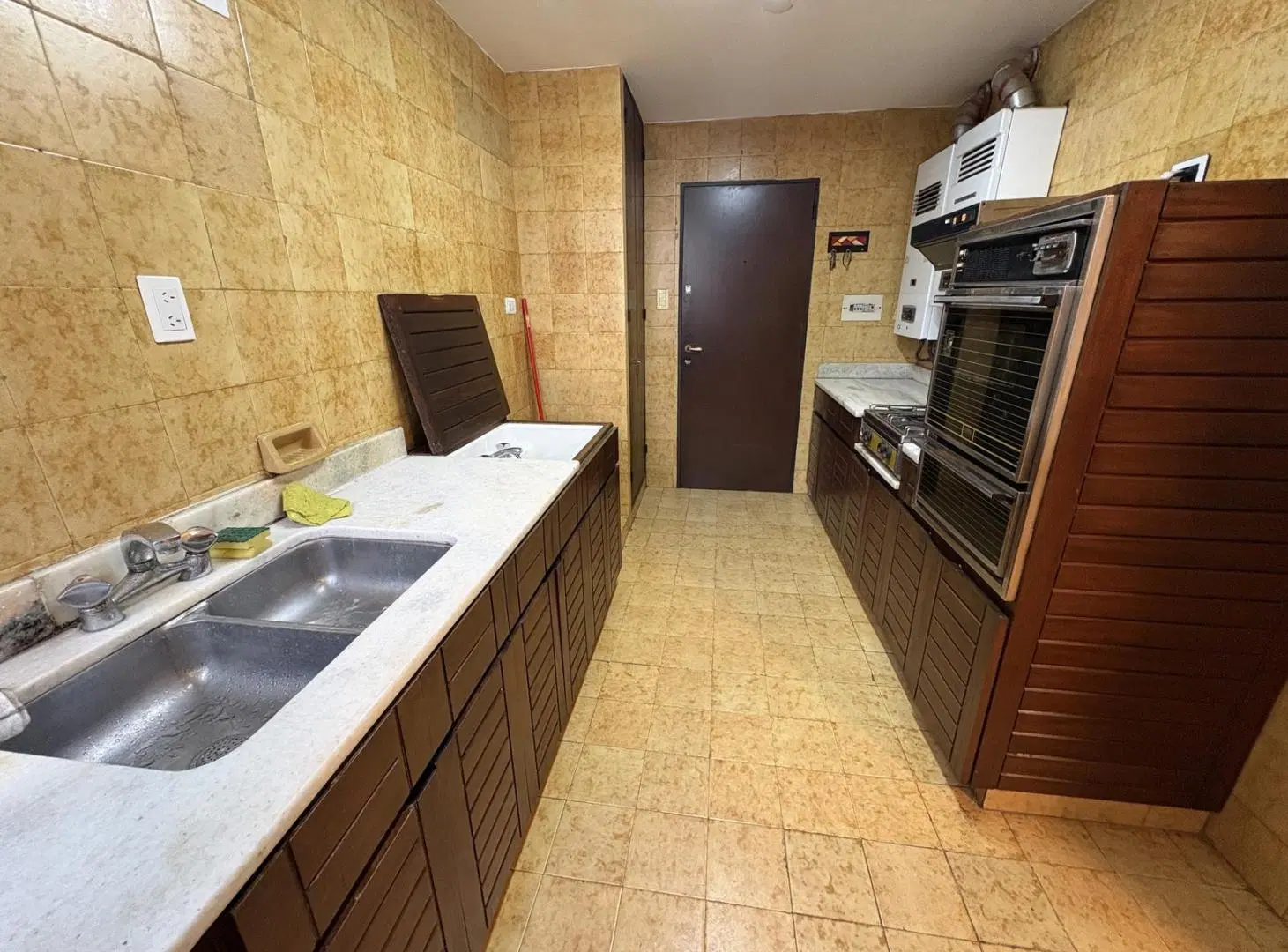 ALQUILA DEPARTAMENTO 3 DORMITORIOS CENTRO SOBRE CAÑADA + ESCRITORIO 5