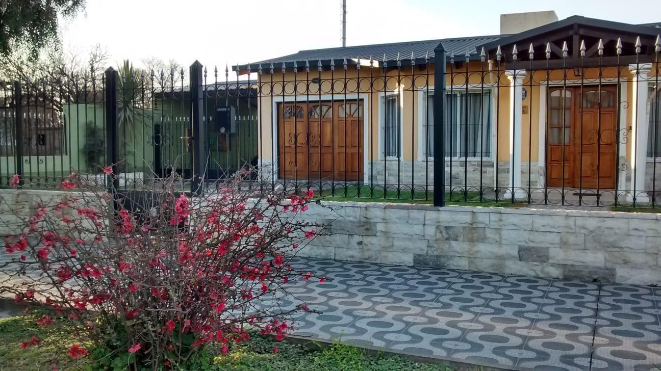 Foto de VENTA CASA 3 DORMITORIOS SAN JOSE DE LA DORMIDA GRAN PATIO, imagen 1