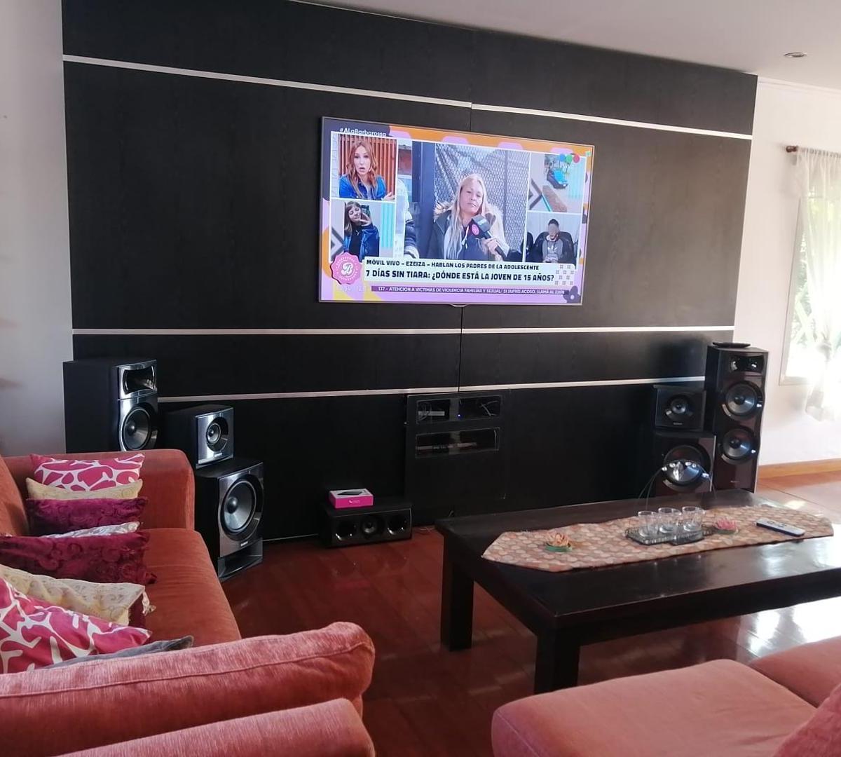 Chalet Sobre Golf con Muebles Escucho Oferta 1