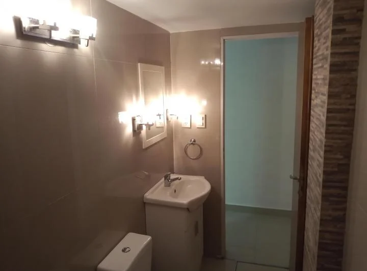 Monoambiente en alquiler - Quilmes Este 5