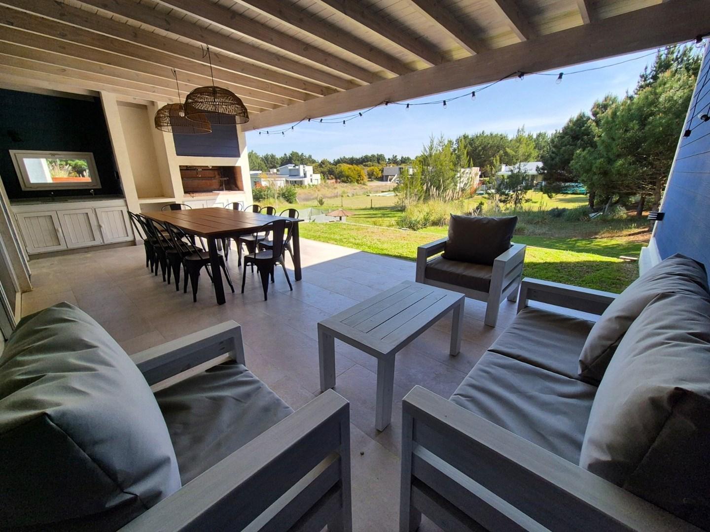 Foto de Casa en Alq. Temporario en Costa Esmeralda, Costa Atlántica, Buenos, imagen 1