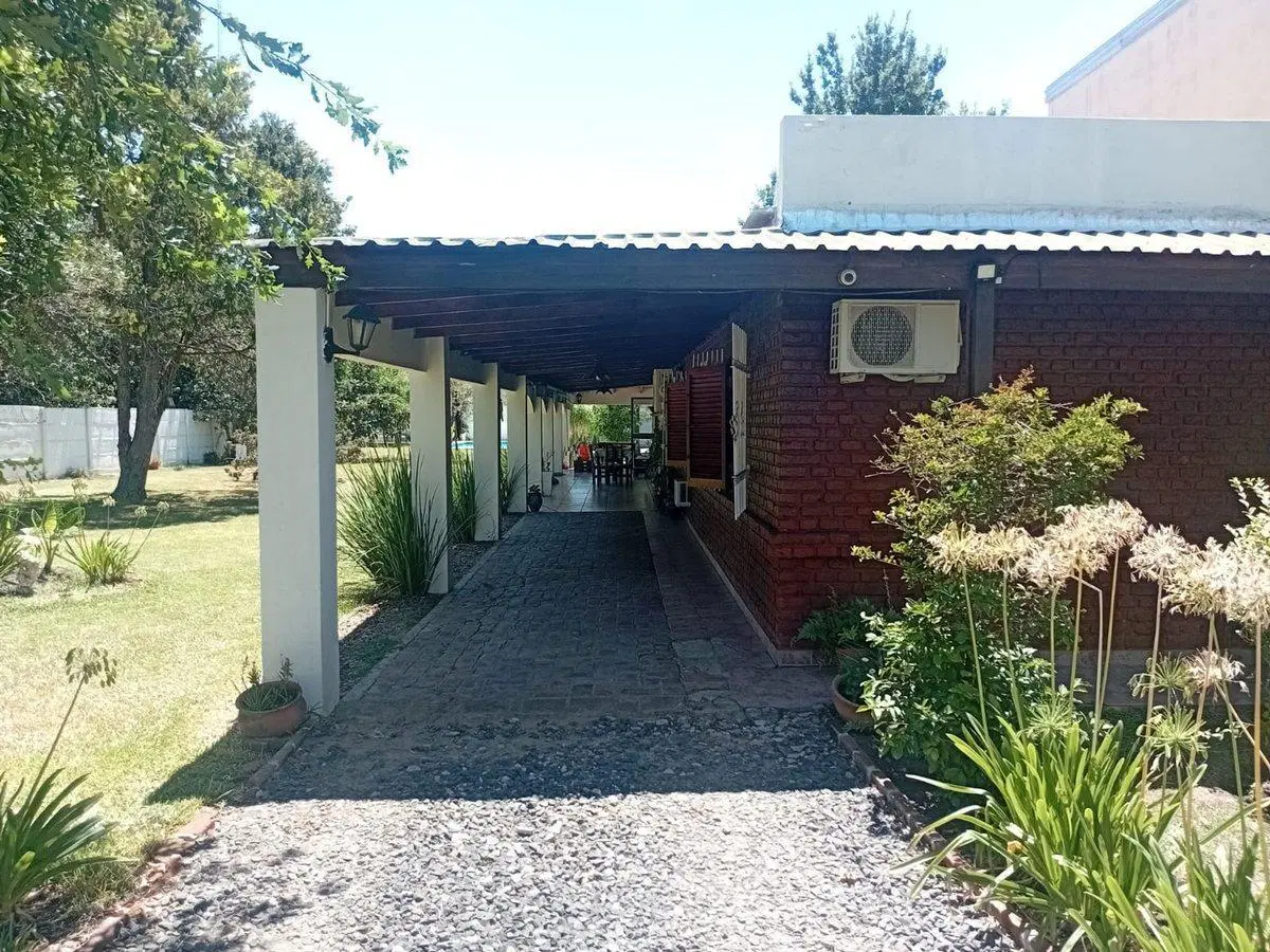 Casa impecable, gran terreno y pileta, Gualeguay 2