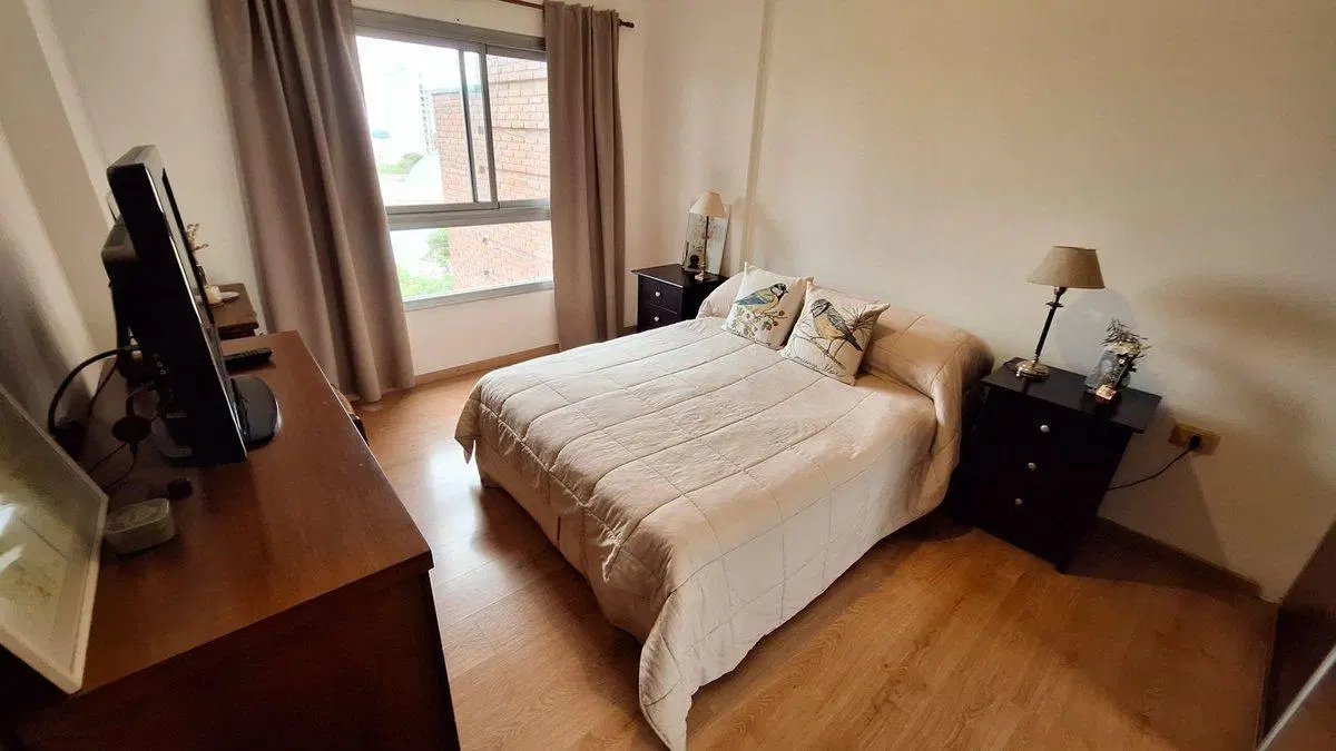 Hermoso departamento de 2 dormitorios en el parque 2
