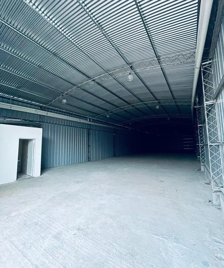 Galpón 400 m2 apto para usos múltiples a estrenar 4