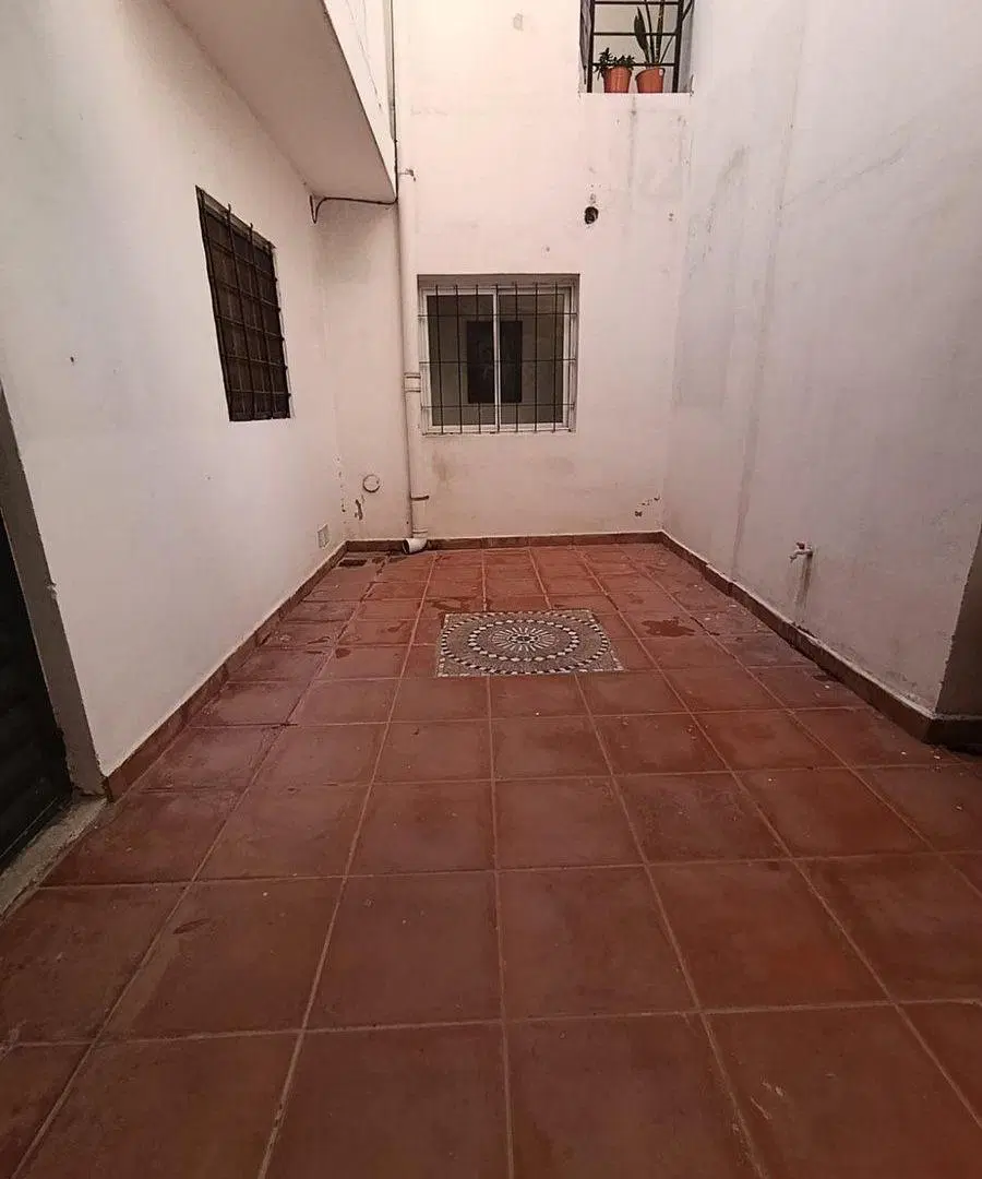 Departamento 2 dormitorios planta baja 5